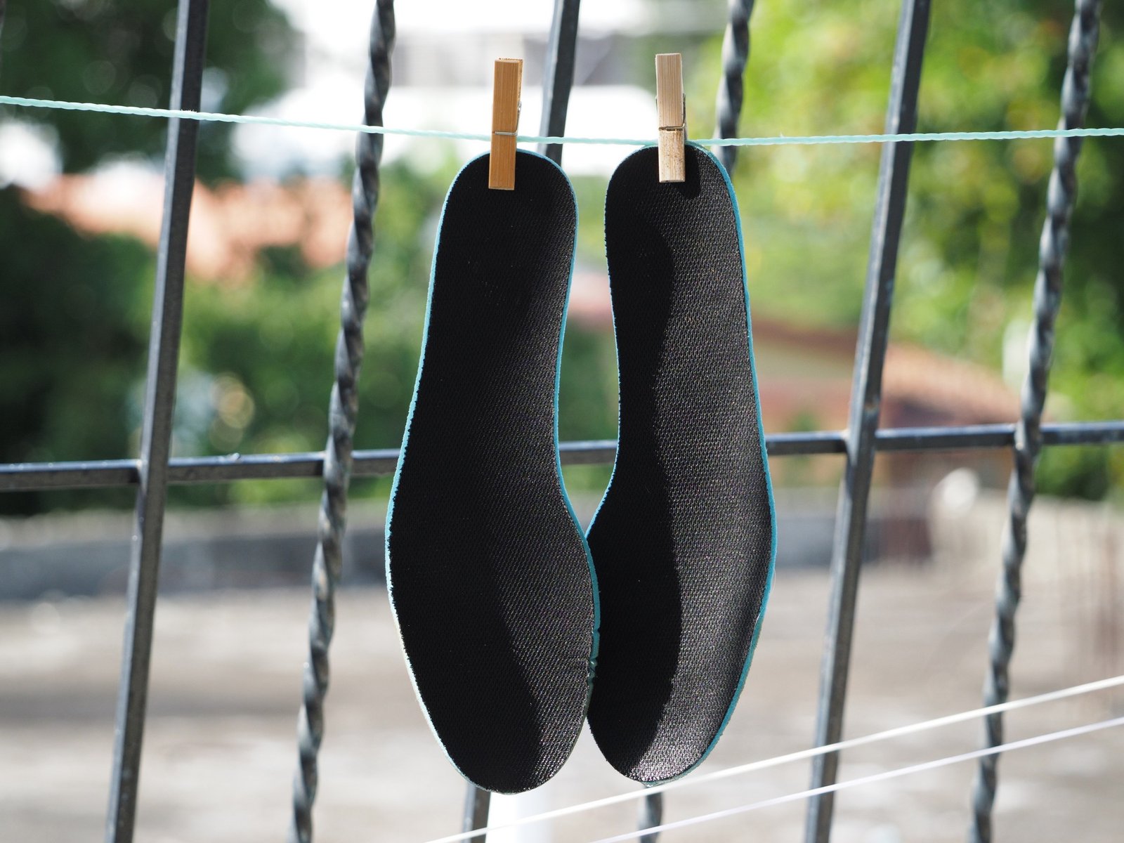 Geruchsneutralisierende Einlegesohlen für Sportschuhe